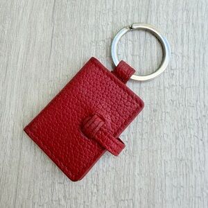 Coach Photo Frame Red Pebbled
Leather Keychain